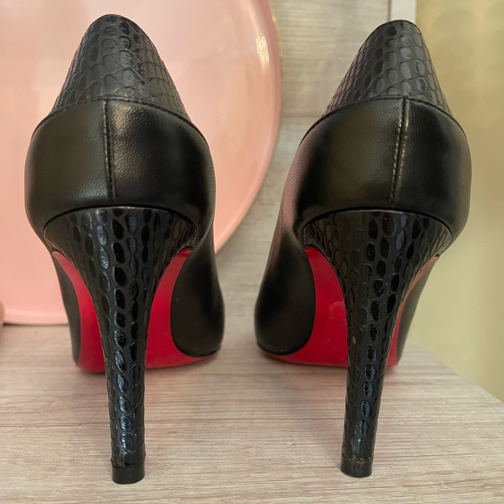 CHRISTIAN LOUBOUTIN! 👠